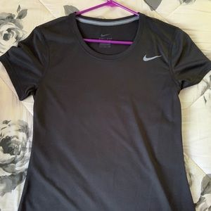 Nike dri fit short sleeve tee